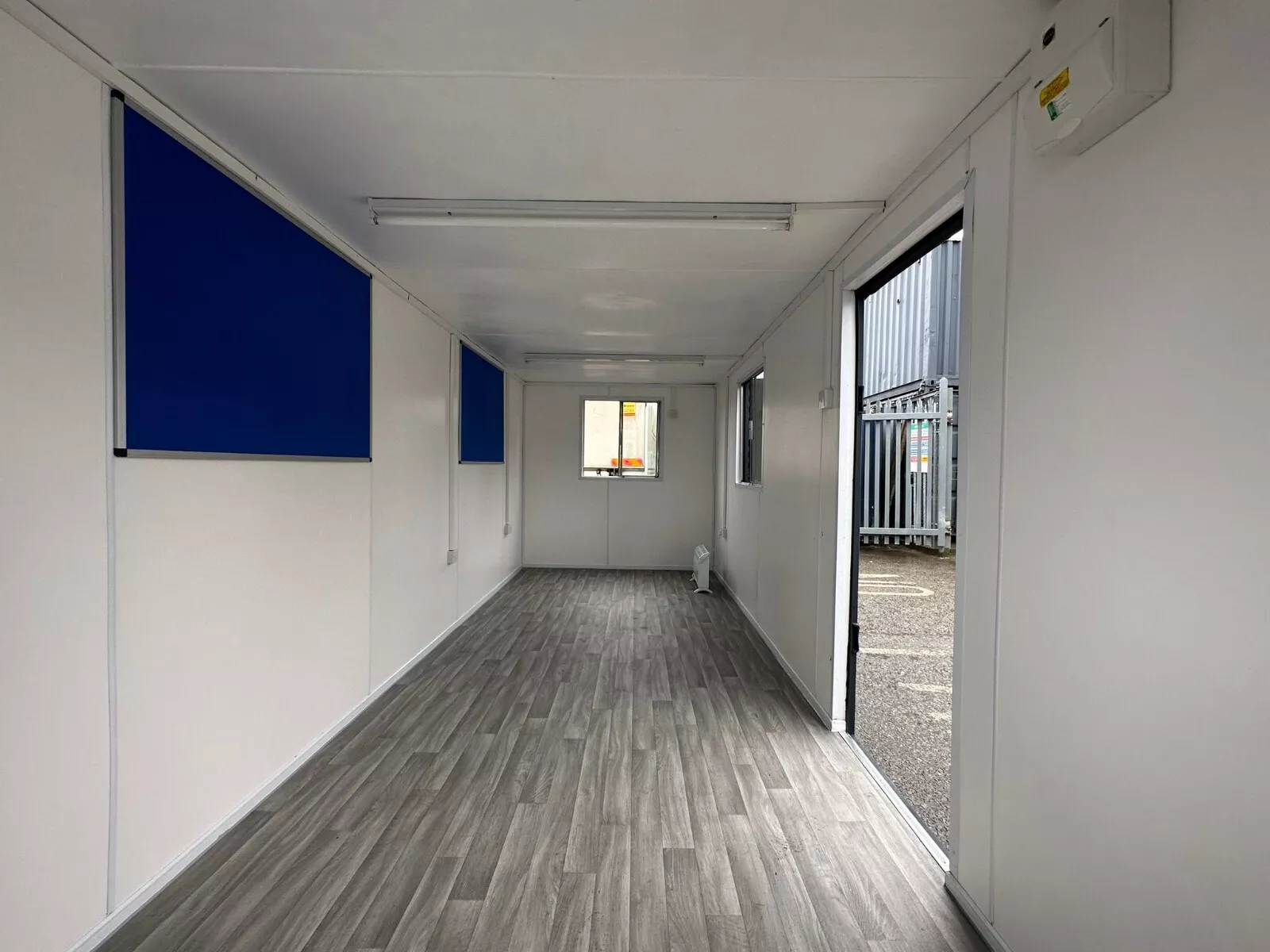 20ft x 8ft Anti-Vandal Office Containers - Image 3