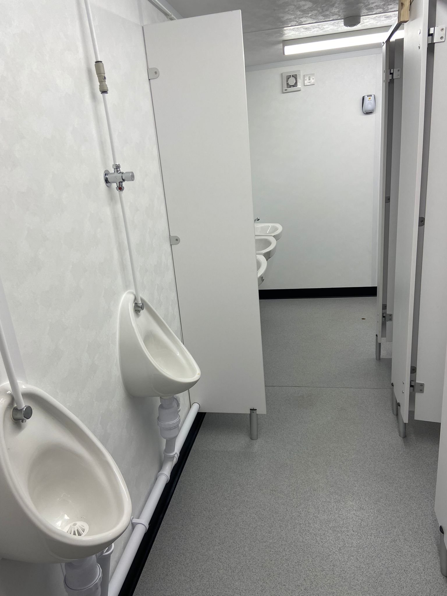 Buy 16ft x 9ft 3+1 Steel Toilet Cabin Block - Image 3