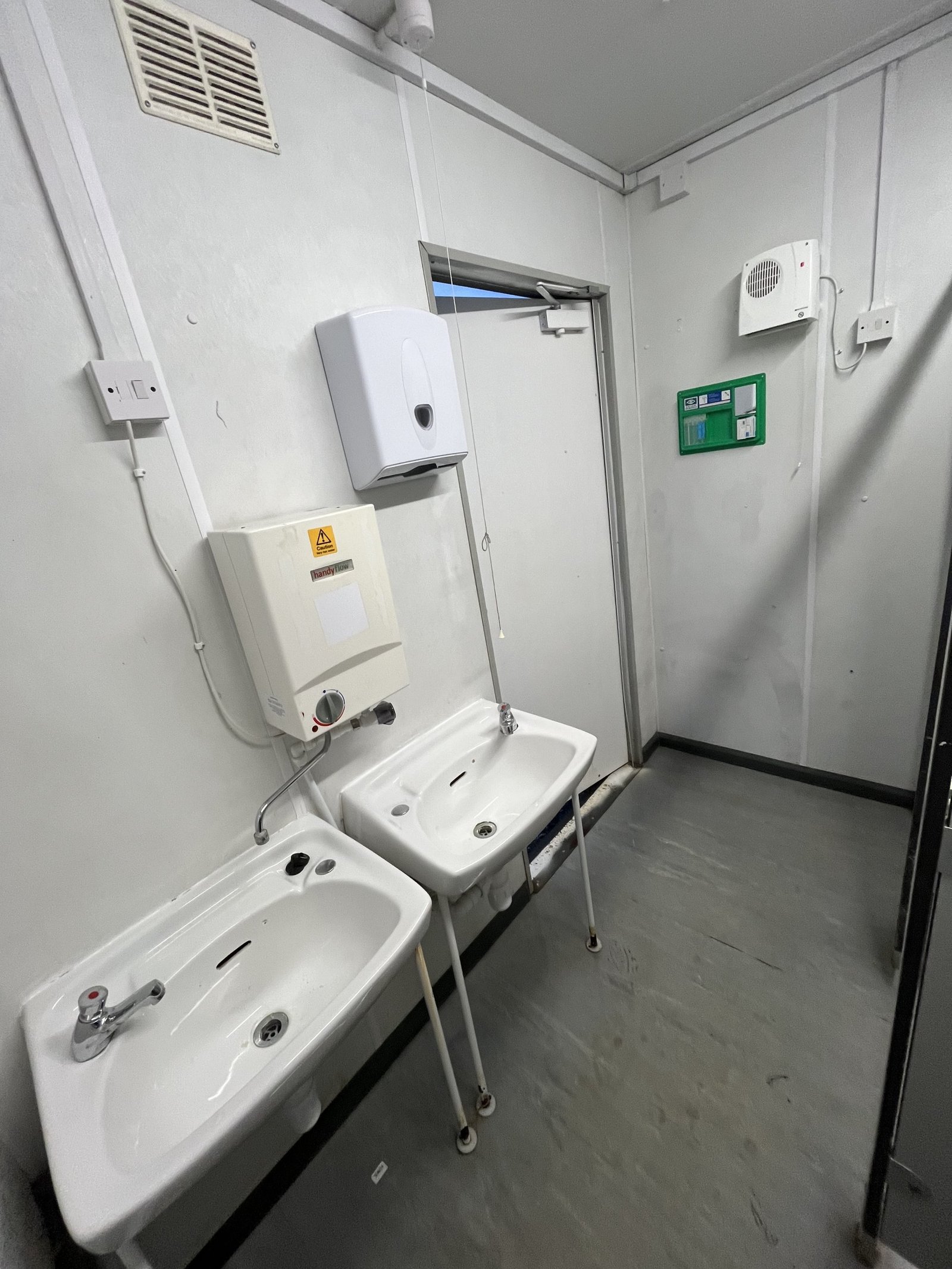2+1 Steel Toilet Cabin 12Ft x 9Ft - Image 5